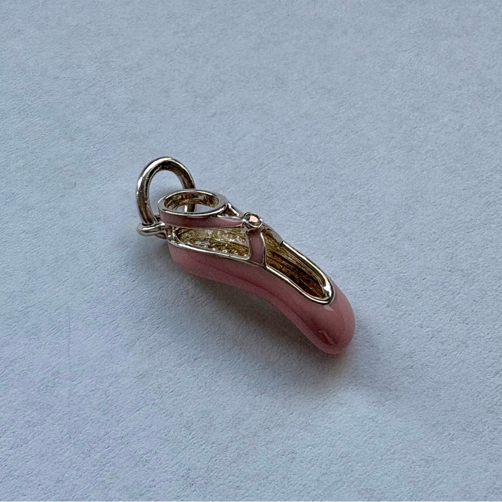 Tiffany’s and Co. Pink Ballet Shoe Charm with Diamond - Picture 2 of 4